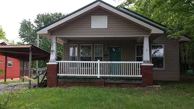 2 bed, 1300 sqft, $1,275 — Photo 2