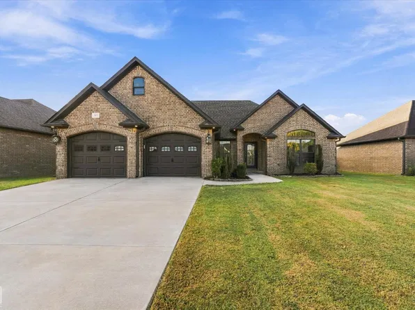 908 Garrison Ln, Paragould, AR 72450