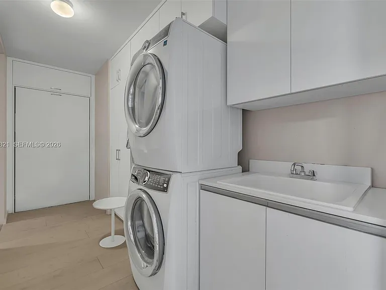 18975 Collins Ave #2802 — Photo 40