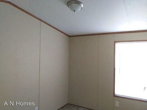 1st image of 405 S Tom Green Ave