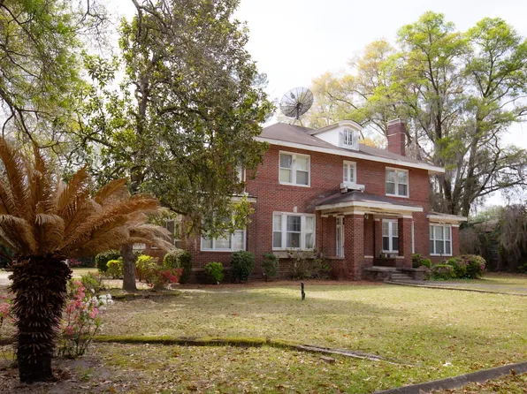 923 Midway St, Bamberg, SC 29003