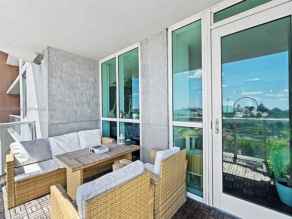 2nd image of 244 Biscayne Blvd APT 701