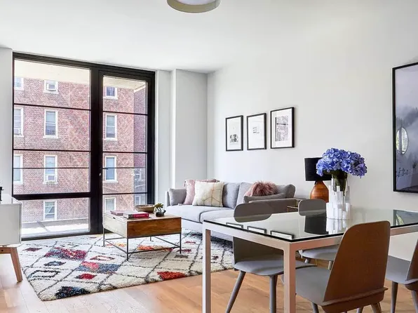 264 Webster Avenue image 1 of 15