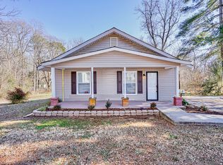 144 Shop St, Wellford, SC 29385
