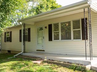 812 7th St, Shenandoah, VA 22849