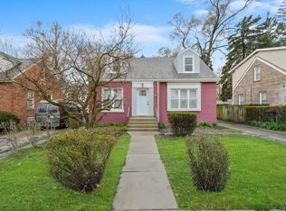 303 E 142nd St, Dolton, IL