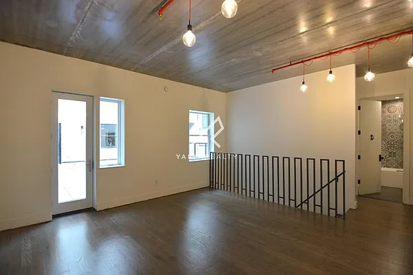 Rented by Yaffa Realty LLC | media 28