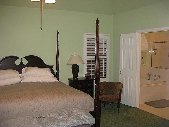 5th image of 10219 Churchill Way Dr