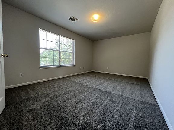 3rd image of 16023 Crooked Arrow Dr