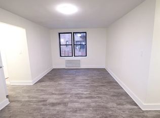 132-57 Sanford Ave #1B, Flushing, NY 11355