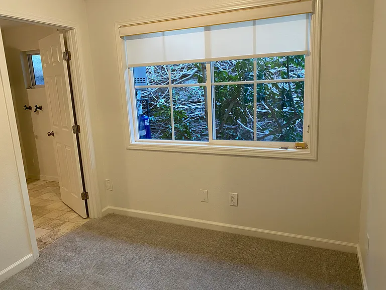 416 Emerson St — Photo 15