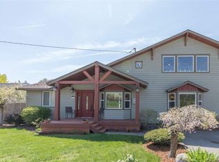 10218 E Upriver Dr, Spokane, WA 99206