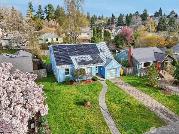 4330 NE 56th Street, Seattle, WA 98105
