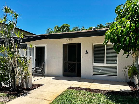 3rd image of 5750 Princess Palm Court Unit A