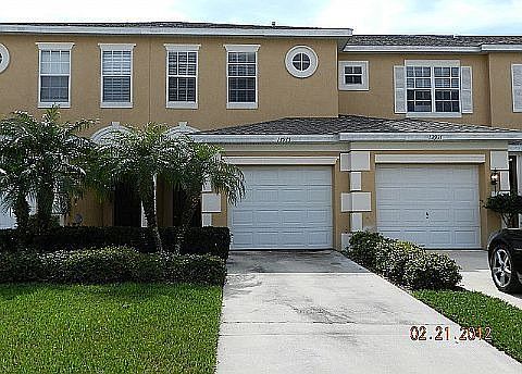 1st image of 13935 Daniels Landing Cir
