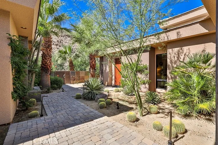 49687 Canyon View Dr — Photo 40