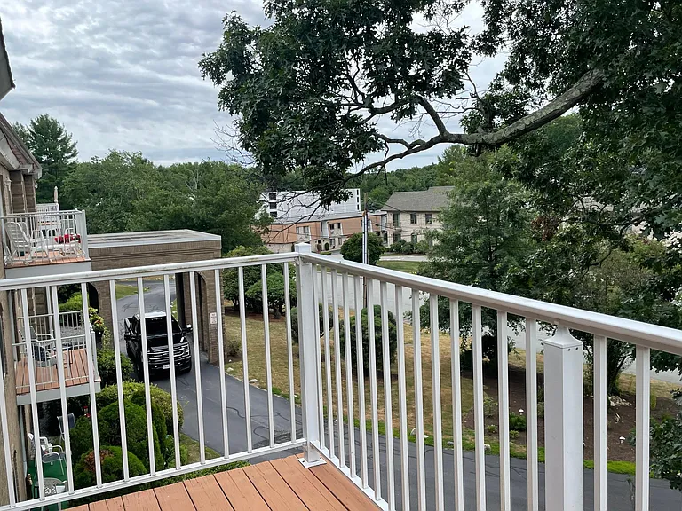 40 Sachem Dr #206 — Photo 3