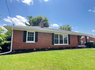 430 College Mnr, Harrodsburg, KY 40330