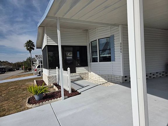 5th image of 3005 SW 106th St #1136