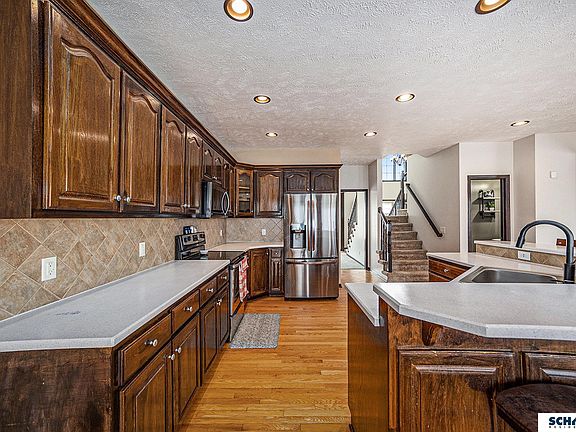 5th image of 18613 Hoich Dr