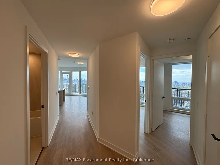 1185 Dupont St #2607 — Photo 4