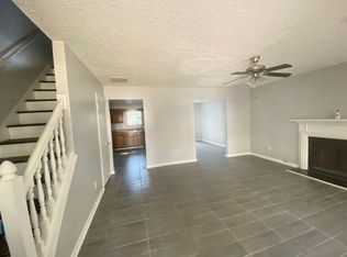 6190 Saint Charles Ct, Lithonia, GA 30058