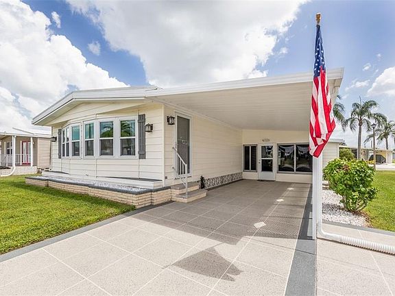 5th image of 83 Palm Harbor Dr