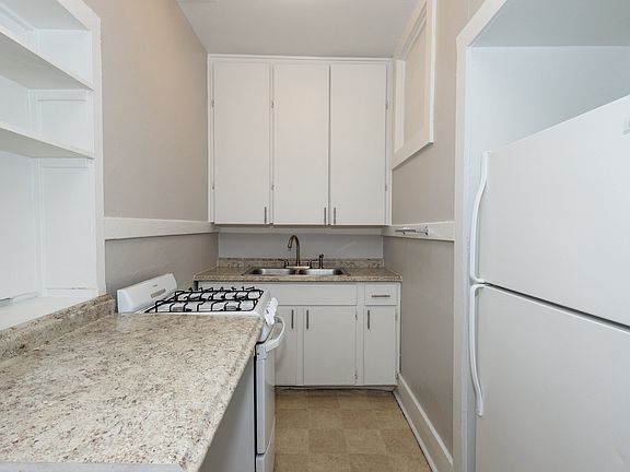 4th image of 230 E 19th Ave #240-26