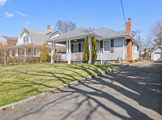 120 Clinton Ave, Huntington, NY 11743