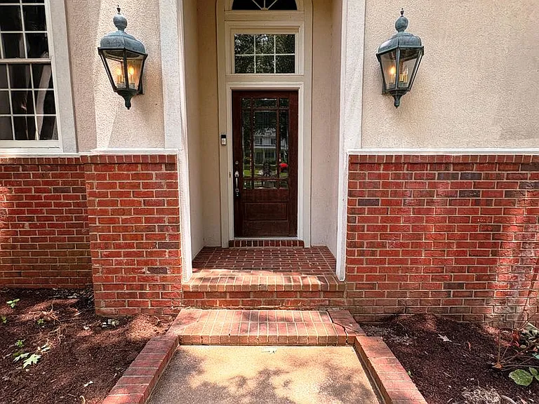 1850 Wood Oak Dr — Photo 4