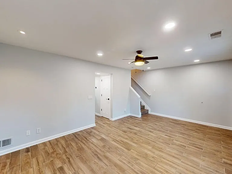 1689 Westwind Way #182 — Photo 9