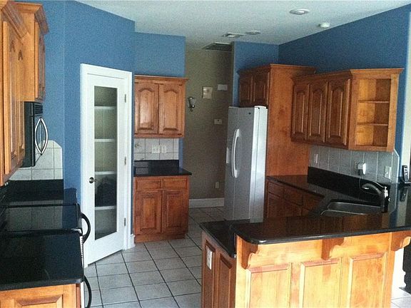 5th image of 1219 NE Buckingham Blvd