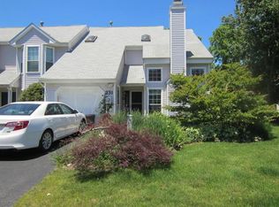 231 Daffodil Dr, Freehold, NJ 07728