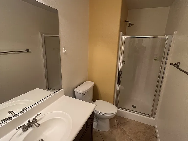 42251 Harwick Ln — Photo 15