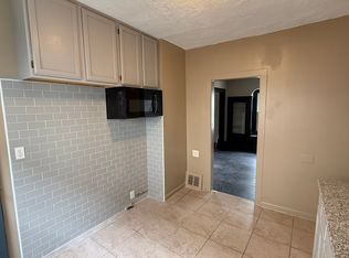 8337 Garfield Blvd FLOOR 1, Cleveland, OH 44125