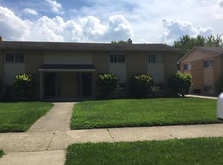 1835 Root St, Crest Hill, IL 60403