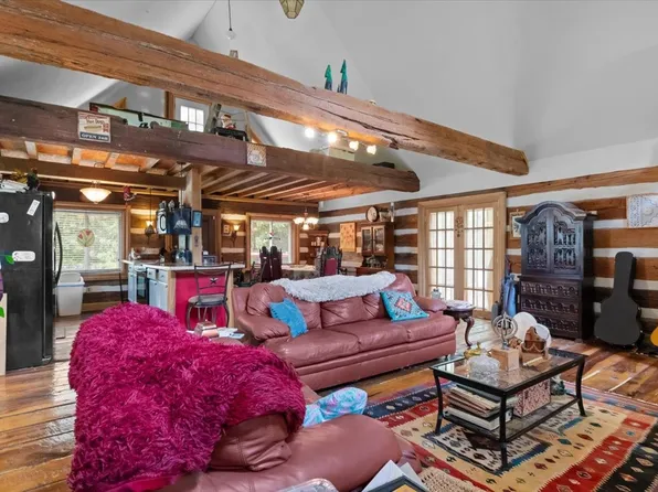 4236 Gourley Rd, Pegram, TN 37143