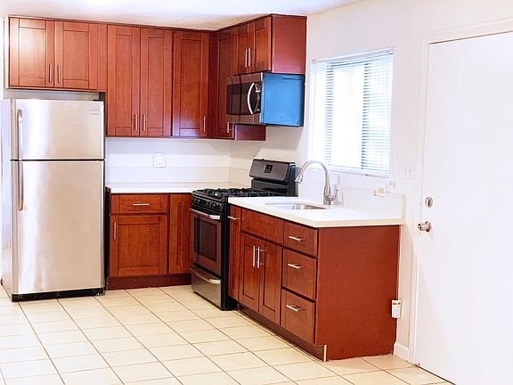 2nd image of 1062 55th St APT D