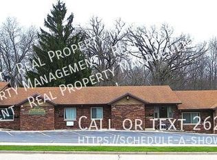 643 Meadow Ln UNIT 101, Burlington, WI 53105