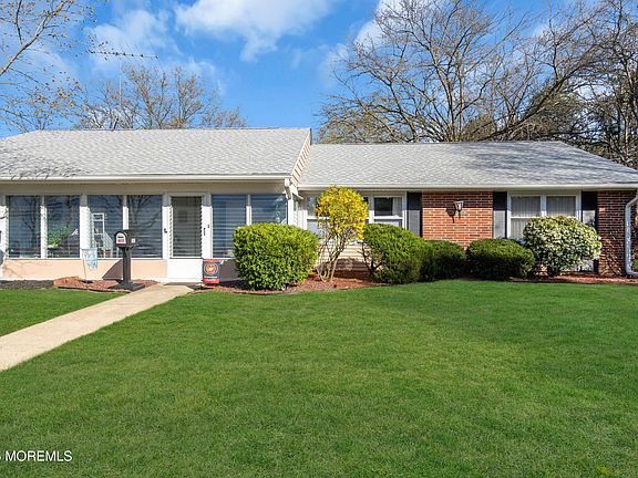 4th image of 530D Portsmouth Drive