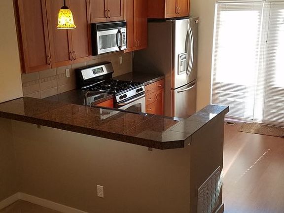 2nd image of 2122 Yakima Ct #405