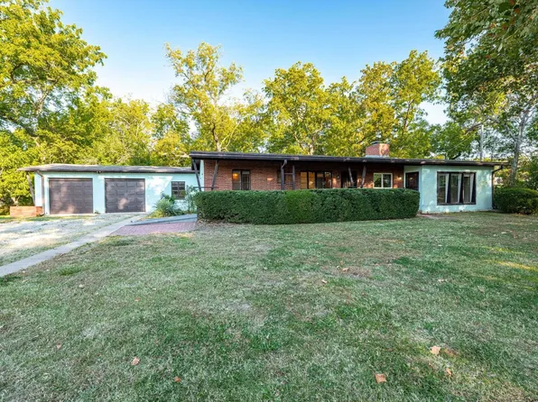 2700 E Timberlane St, Wichita, KS 67216