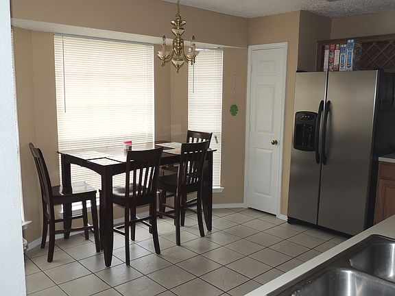 4th image of 4105 Brook Ann Ct