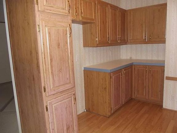 Kitchen pantry
