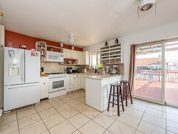 5th image of 276 Huntington Ave