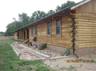 1050 Strand Rd, Evansville, WY 82636