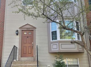 7043 Solomon Seal Ct, Springfield, VA