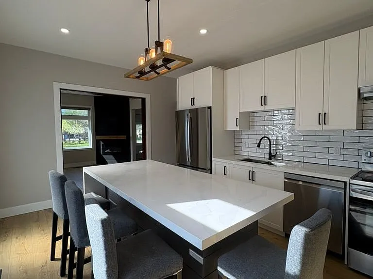 385 Hugel Ave — Photo 6