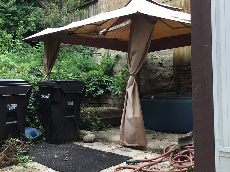 29 W Hollister St — Photo 13