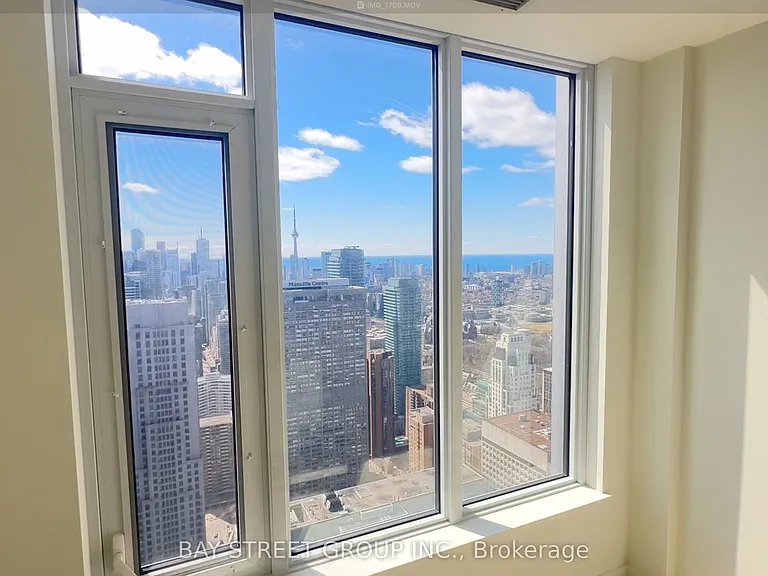 11 Yorkville Ave #5408 — Photo 15